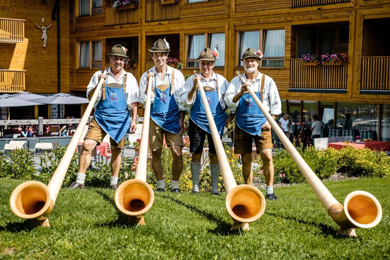 Sporthotel Floralpina Alpe Di Siusi Exterior photo